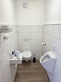 zus&auml;tzliches WC